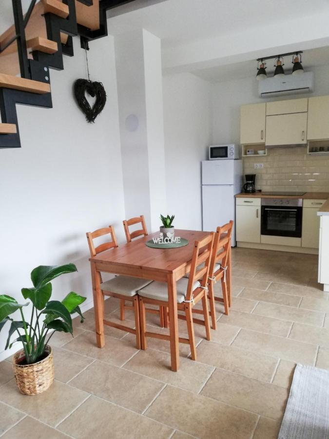 Zoeld Terasz Vendeghaz Apartment Egerszalok Bagian luar foto